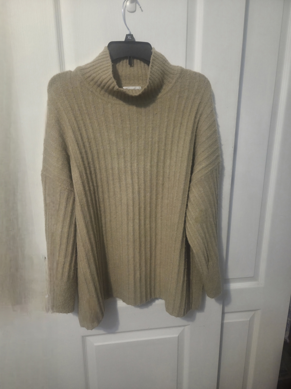 Calvin Klein LARGE Ribbed Relaxed Turtleneck Sweater - Beige Mock Neck